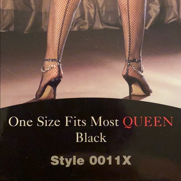 Fishnet Tights - Picture 2 of 3